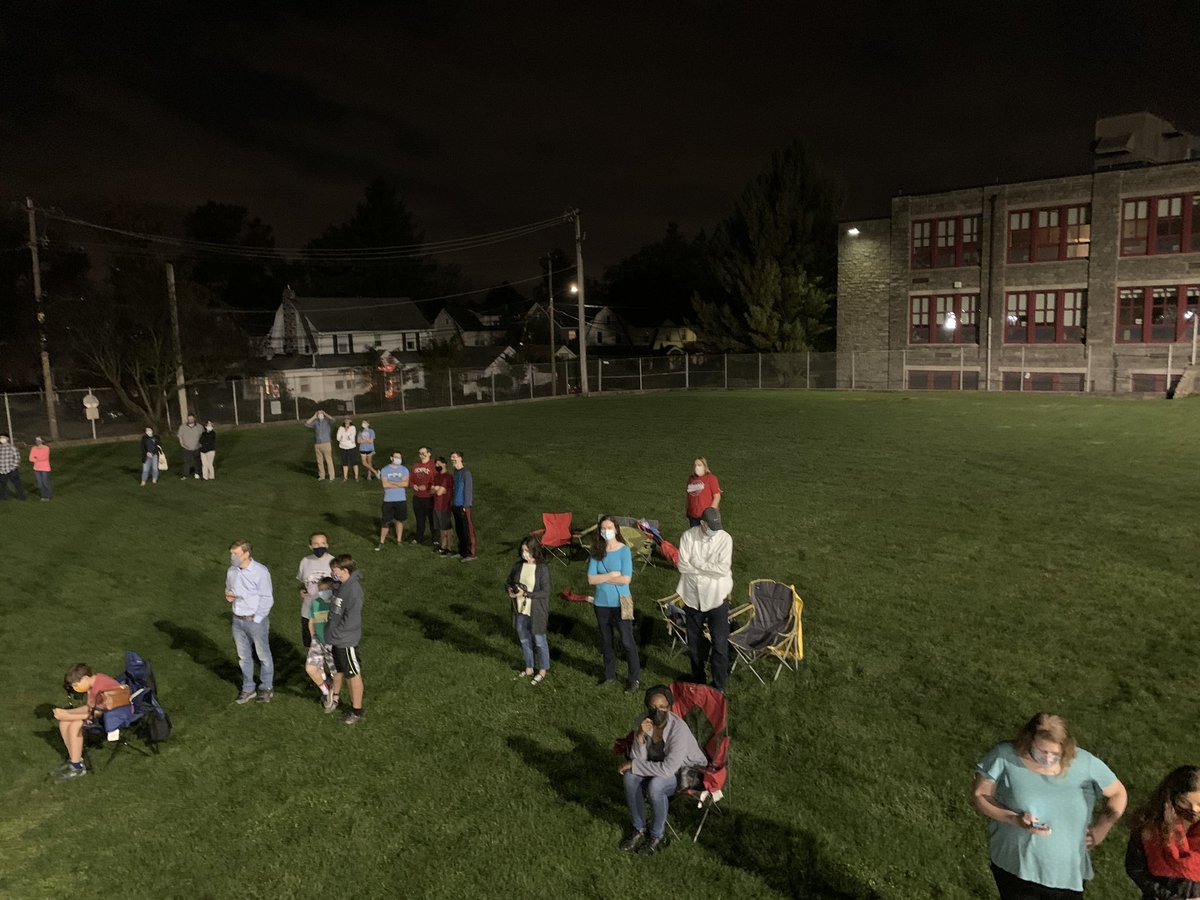 bands_hms's tweet photo. It was wonderful to have an audience for our first official competition band performance of the year!   Thank you all for supporting these amazing kids. https://t.co/3feBT3a9ZC