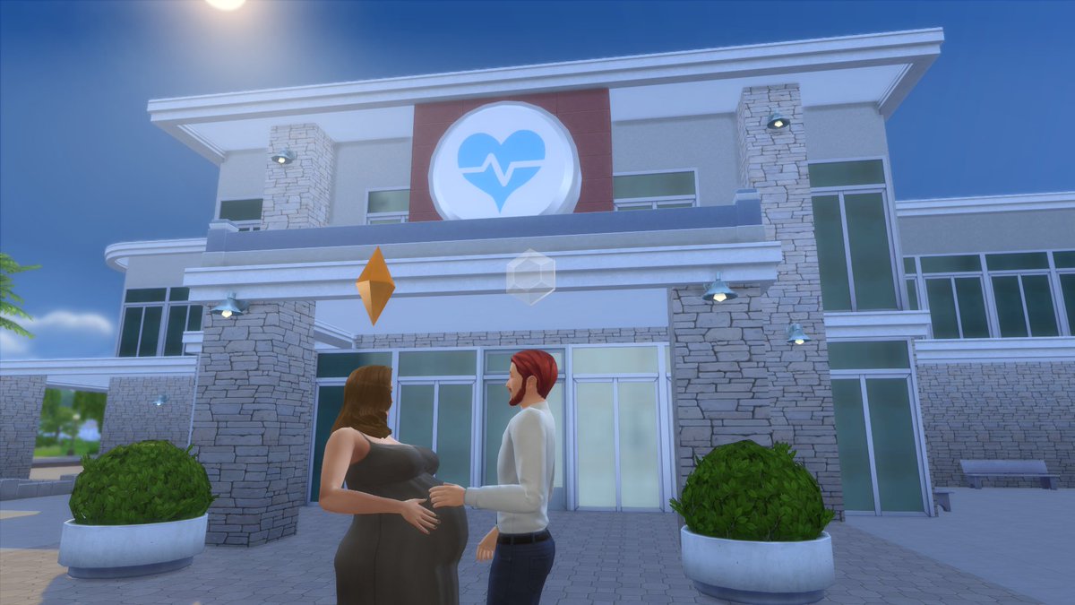 The baby conceived during this playthrough is also the first Pate redhead (I included her tod photo).It's also the first time Avery was accompanied by the baby daddy to the hospital.