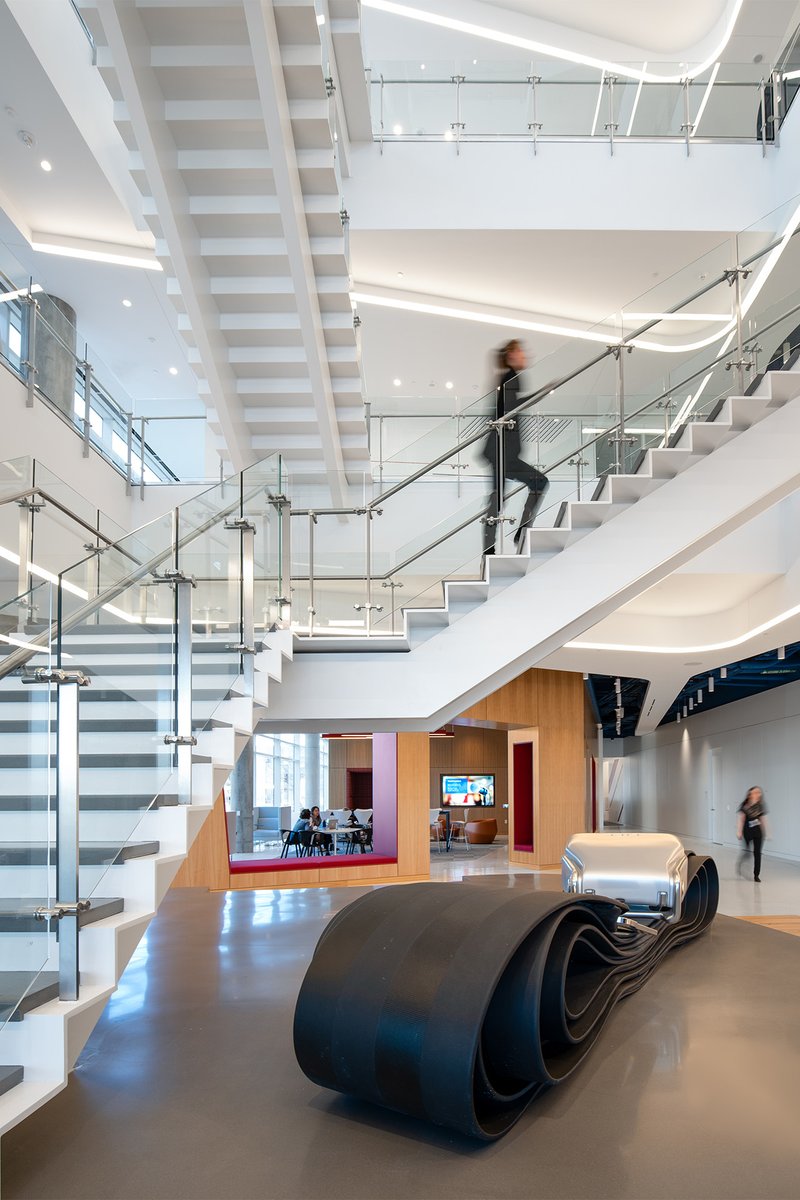 OneLuxStudio's tweet photo. New headquarters celebrating flight. @gensler_design and @PCPArch paired up for this great project. 
#lightingbyOLS #lightingdesign #design https://t.co/BicnL2O2ol