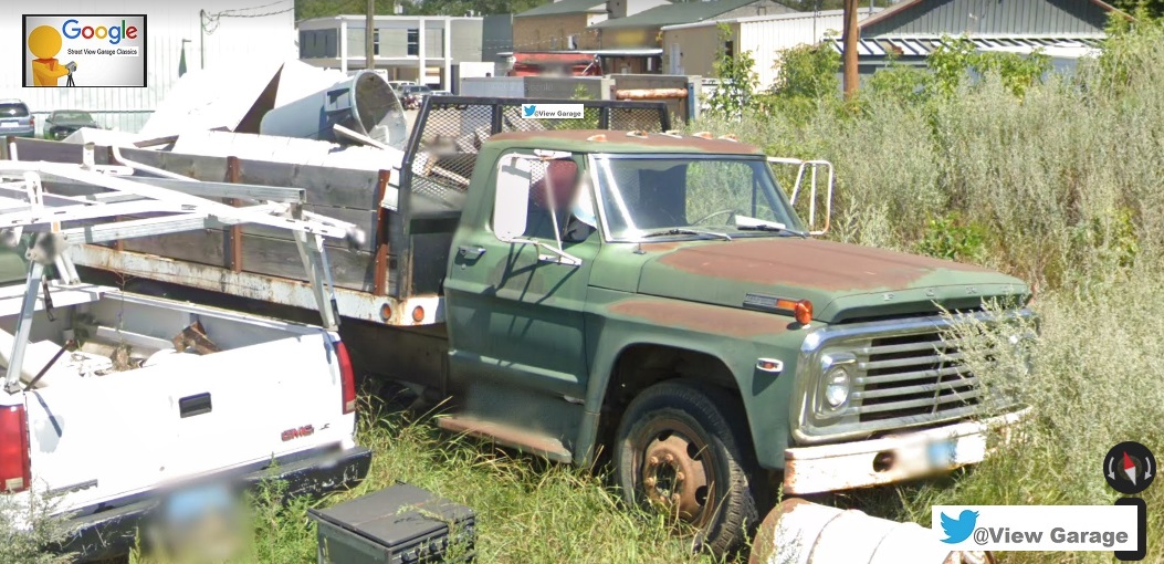 ViewGarage's tweet photo. #AbandonedTruck #FordF600 #FordF700 #F600truck #F600 #F700truck #F700 https://t.co/TRsYuplTWn