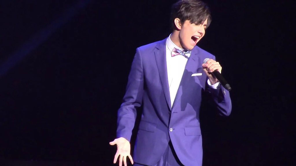 DimashR's tweet photo. @MTV @KevanKenney REQUEST @dimash_official @MTV #Fridaylivestream https://t.co/DZiL8l5506