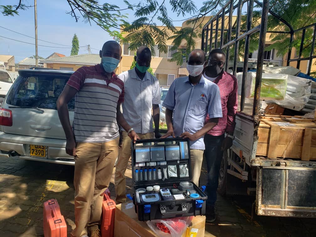GIZWatSSUP's tweet photo. This morning #WatSSUP handed over water Operation & Maintenance tools to @min_waterUg Umbrella-North offices in Lira to strengthen their capacity and ability to operate as a utility company @UmbrellasWatsan @giz_gmbh @GIZWatSSUP https://t.co/IfLt6D2z3A