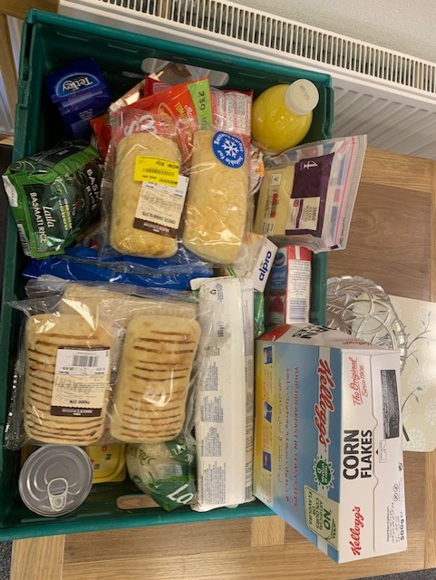 IsaacKingisaac's tweet photo. At vineyard we do not offer supported accommodation to family, but we go the extra mile when a family ring’s our office for food. It just took us less than 24 hours to scramble worth of food parcel. In times of crisis/pandemic vineyard thrives in ‘a stitch in time saves nine’ https://t.co/t5YA7KuQeR