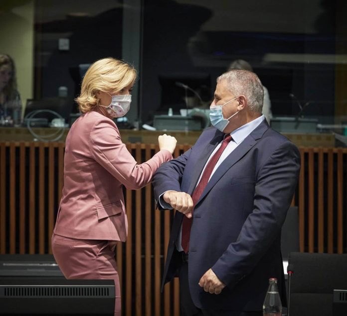 Anton Refalo (@antonrefalo) on Twitter photo Good results for #Malta and #Gozo at the #Agrifish council in Luxembourg! We will continue to be a strong voice for small farmers, securing flexibility while working for greener #Agriculture and simplified control.
@EUcouncil <a href="/JuliaKloeckner/">Julia Klöckner</a> Good results for #Malta and #Gozo at the #Agrifish council in Luxembourg! We will continue to be a strong voice for small farmers, securing flexibility while working for greener #Agriculture and simplified control.
@EUcouncil <a href="/JuliaKloeckner/">Julia Klöckner</a>