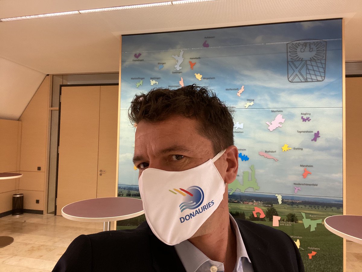 Heute im Landkreis #Donauries die Ergebnisse der Erhebung der Stromerzeugung und des -verbrauchs vorgestellt. Glückwunsch: Bilanziell 99,9% aus #ErneuerbarenEnergien gedeckt. Spannend: Intensive Diskussion zum Weiterbetrieb von #PostEEG Anlagen