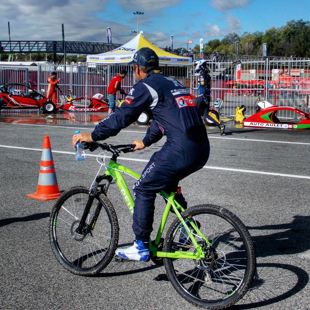 PureRallycross's tweet photo. Rallycross drivers and bikes... A real love story 💕🚲😁 #TBT #WorldRX https://t.co/p5nwbMITHZ