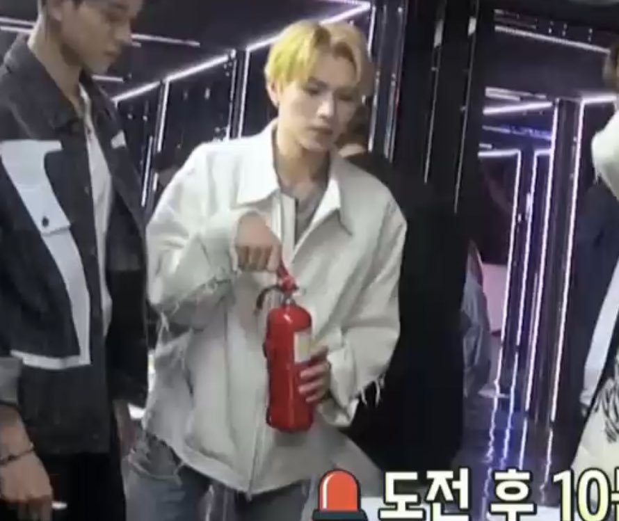 โคตรจี้ เอามาถือตอนม้าคทอดไข่555555555555555555555555