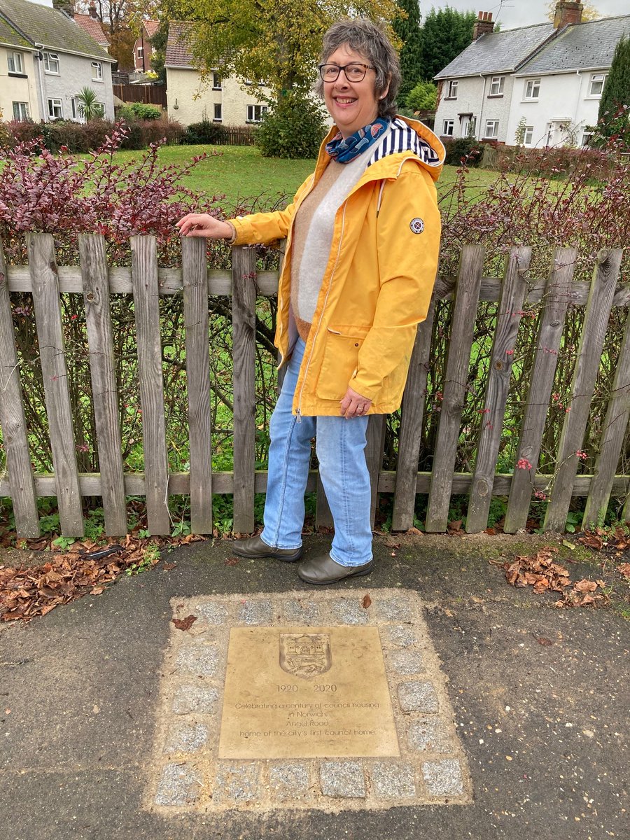 NorwichCC's tweet photo. An engraved paving stone has been laid to celebrate a century of Norwich council homes. 

Cllr Harris, Norwich City Council cabinet member for social housing, and the Lord Mayor, Cllr Thomas, visited the plaque at Angel Road, today.
https://t.co/nmcDY08Hcr https://t.co/SGEMLv6d6P