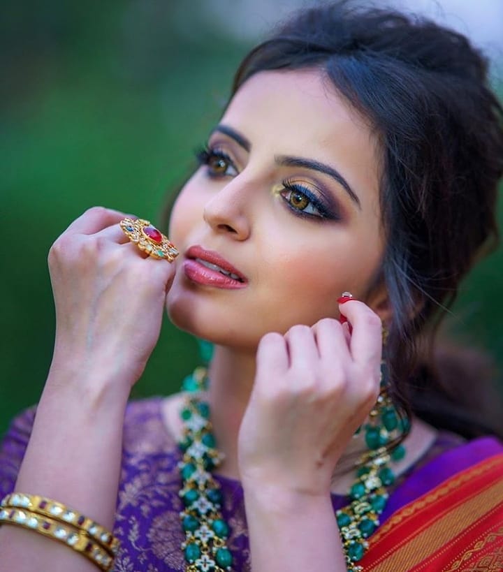 #GoodEvening with GLAMOROUS BEAUTIFUL #ShrenuParikh ❣️❣️

<a href="/shrenuparikh11/">shrenu parikh</a> <a href="/GossipsTv/">GossipsTv(GTv)</a>