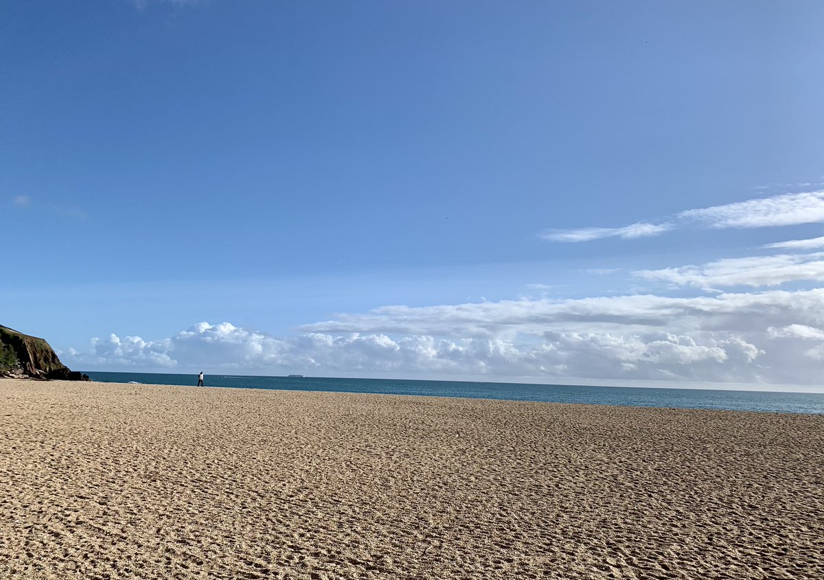 Webbers12's tweet image. Beach day &amp;amp; relax ☀️