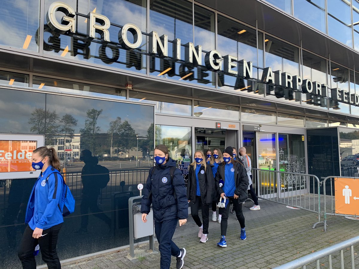 AirportEelde's tweet image. ⚽️ V O E T B A L D A M E S 🇪🇪
Rond het middaguur landde het nationaal voetbal dameselftal uit Estland op de luchthaven. Ze spelen morgen om 19.30u een EK kwalificatie wedstrijd tegen onze Oranjeleeuwinnen 🦁 in de @EuroborgStadion. Wij wensen alle dames veel succes!