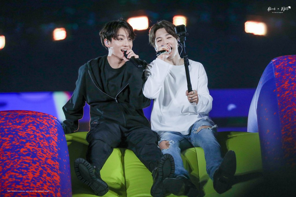 jikook's devastating photo sequence; a thread