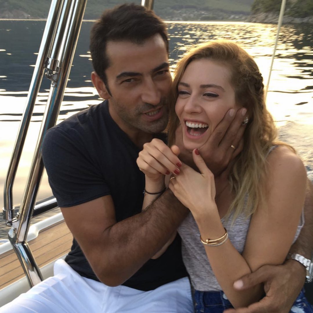 twdfamilyy_'s tweet photo. Kenan İmirzalıoğlu ve Sinem Kobal  güzel bir çift Allah sağlıkla büyütmeyi nasip etsin bebeği inşallah. ❤️

#Sinem #Kobal #Kenanİmirzalıoğlu https://t.co/cp3TyXYMYY