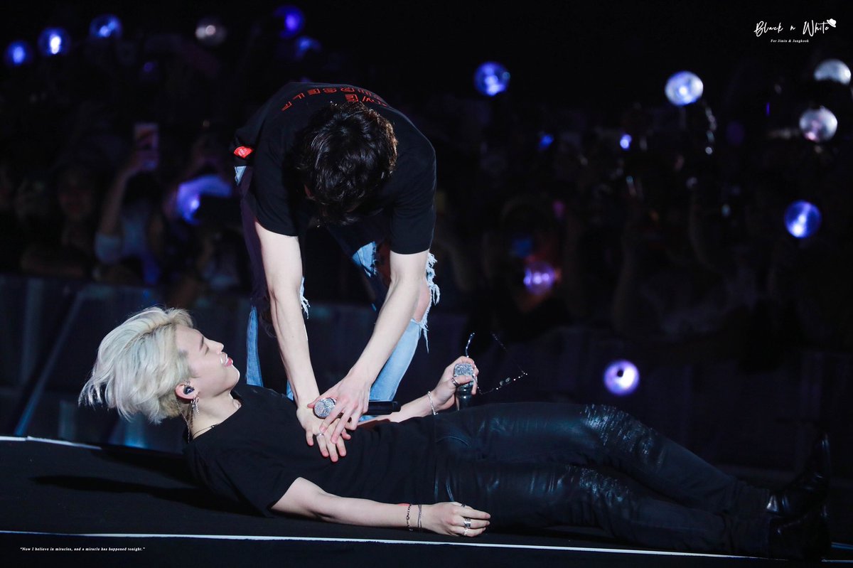 jikook& #39;s devastating photo sequence; a thread