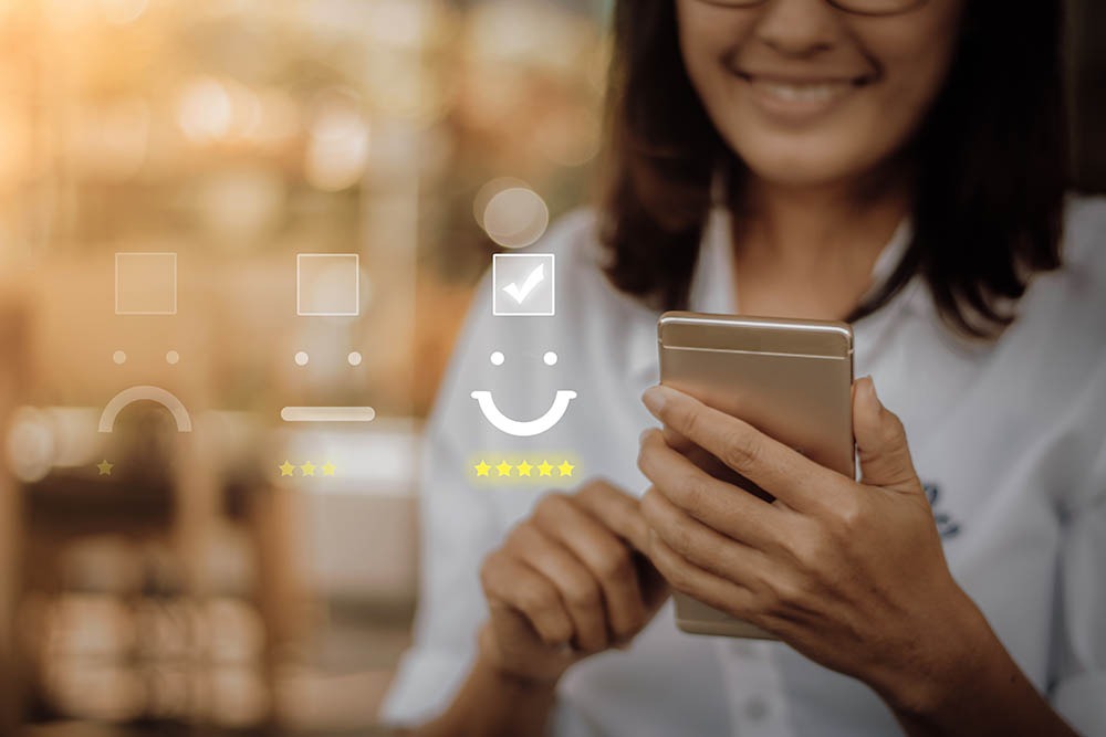 MarketingOffice's tweet photo. 🤩Happy customers are your greatest marketing resource. Engage your customers to generate referrals and reviews while enriching your sales and marketing materials along the way. 🧲 https://t.co/VAefdSl7Fw