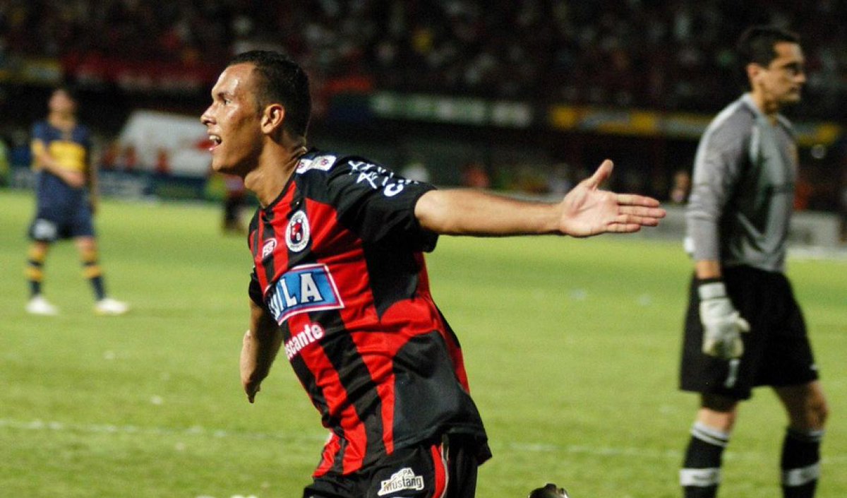 @carlosortegagol @dbaloncucuta @Cucutaoficial @superraton7 es el extranjero que más recuerdo en el Cúcuta Deportivo https://t.co/vmsAqXdgSD