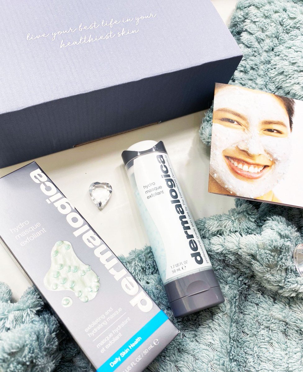 PolishedCouture's tweet photo. Have you seen my latest blog posts? Why not have an evening read 💁🏼‍♀️ 

➡️ https://t.co/HBYUiBc66N 
#lbloggers #fbloggers #skincareroutine #ootd @FemaleBloggerRT @RTbloggersgang @bloggeroppsrt https://t.co/wKuu6bf0Nv