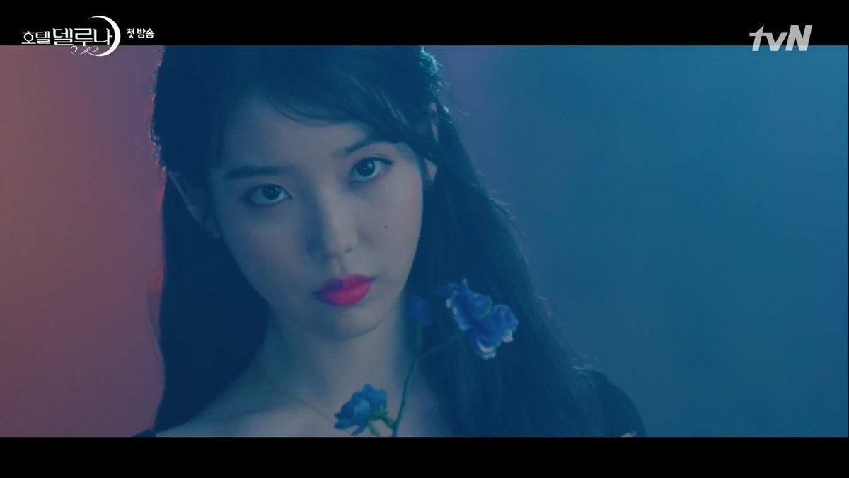IU be looking so gorgeous 