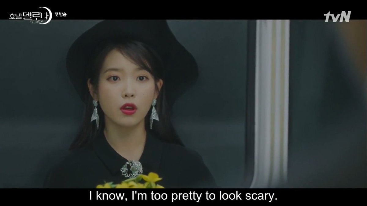 this scene! It actually scared me with that sudden lights off part and yes,, girl knows she's pretty  #HotelDelLuna