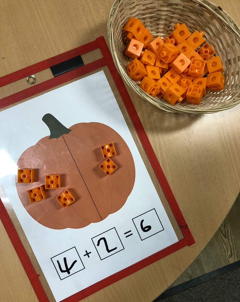 misspower__'s tweet photo. Can it just be Halloween week forever please? 🎃🎃 #eyfs https://t.co/SIAfiPkyBE