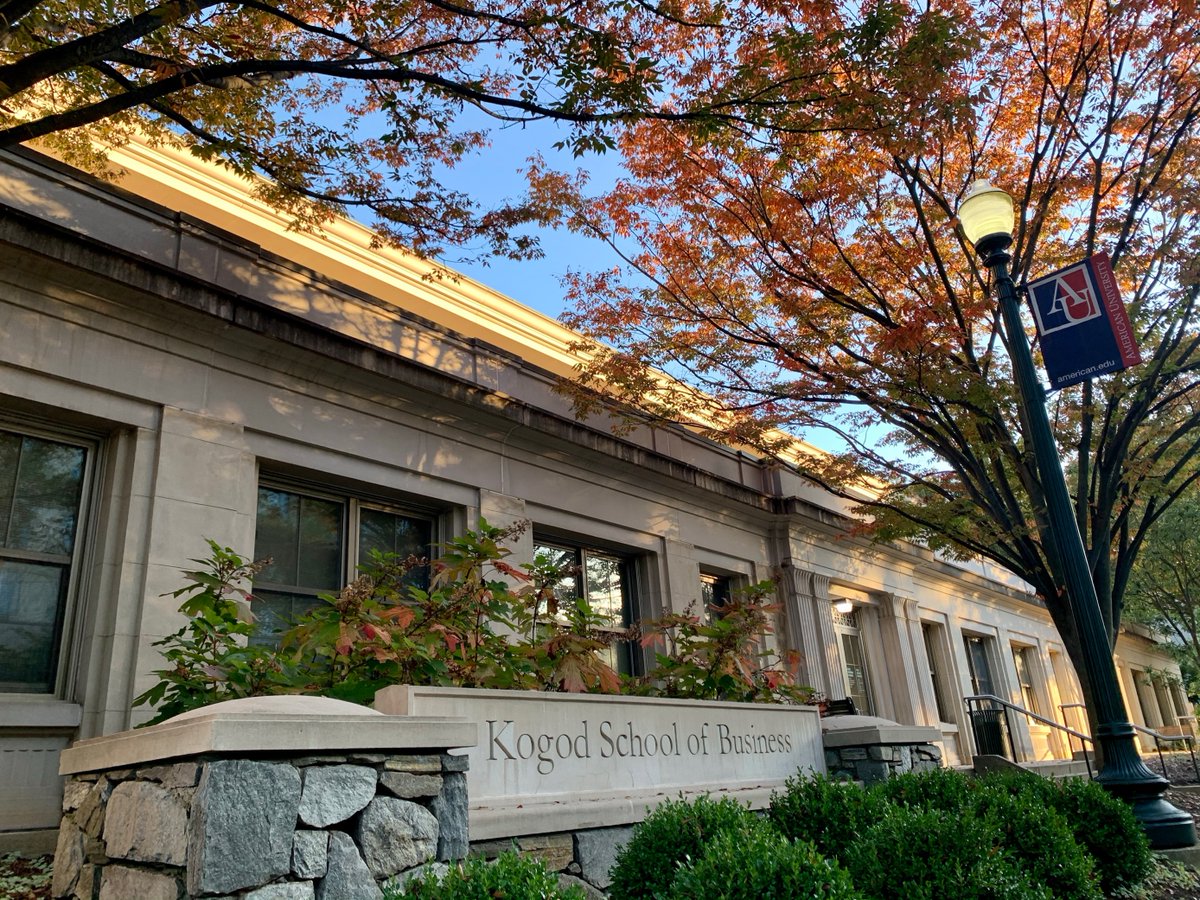 KogodBiz's tweet image. Fall color is in full force here at Kogod! 

#Kogod #AmericanU #FallinDC #Fall #AmericanUniversity #FallForKogod