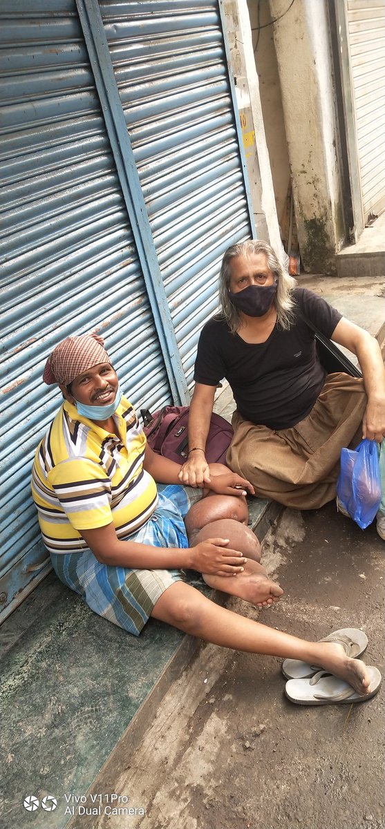 firozeshakir's tweet photo. My friend Majid begs in Bandra last 15 years due to the pandemic he left our city but has now come back again.
He has #elephantisis
#muslimbeggars https://t.co/wZjVk0eCwx
