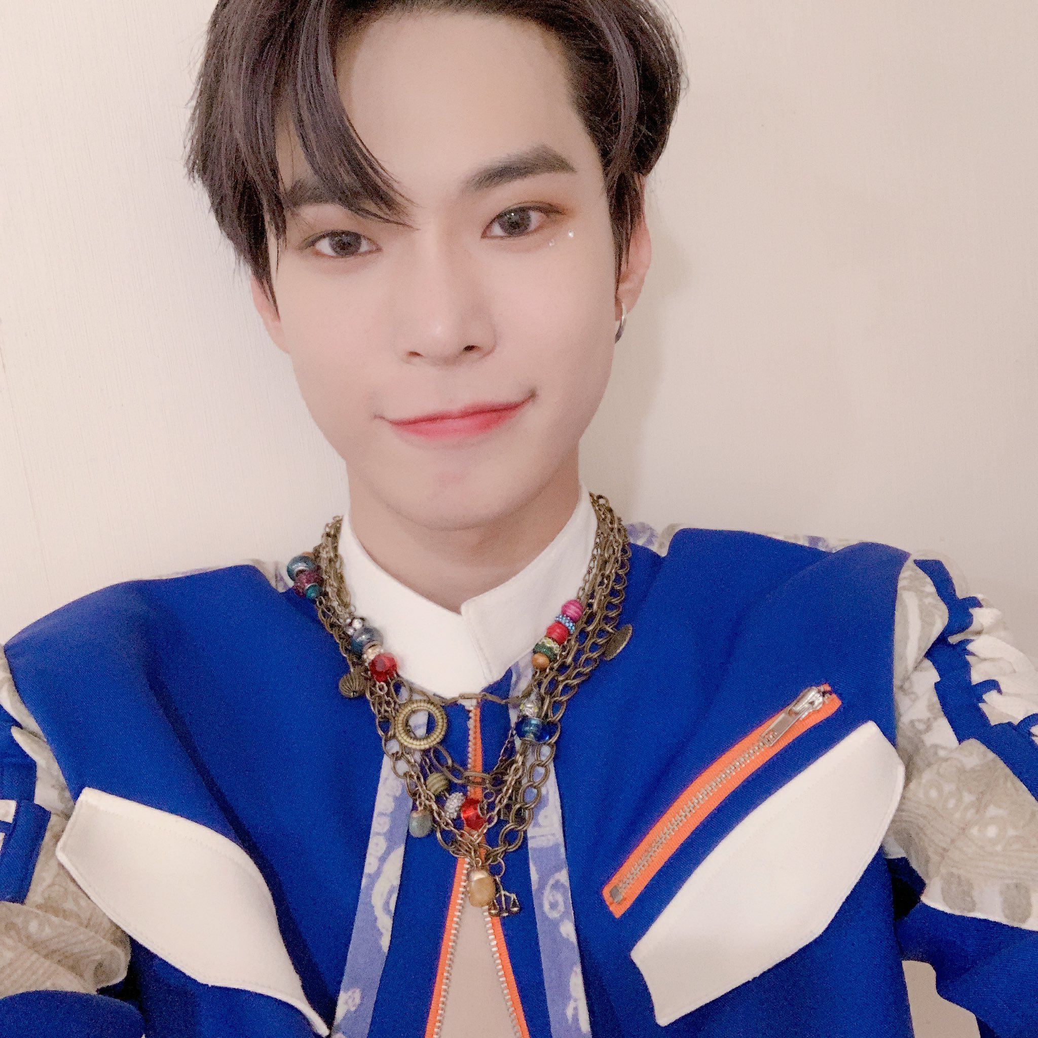 Ek8CbehUUAABj-l?format=jpg&name=orig