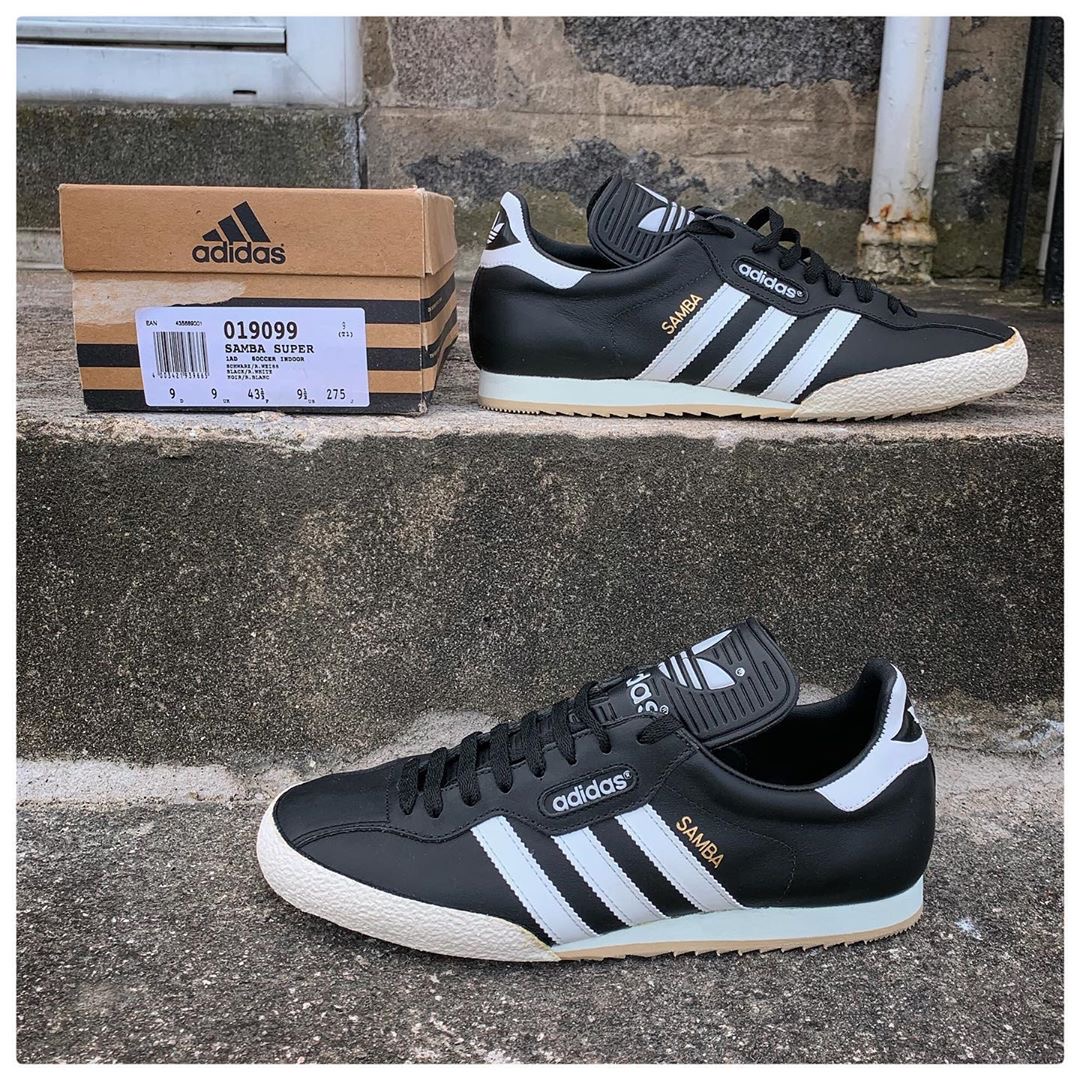 videos de adidas samba