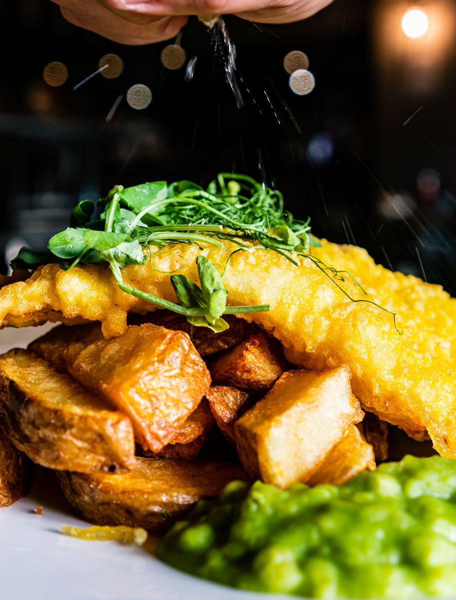 Today is your last chance to eat with us before we close our doors, come and enjoy your favourite dish and have a pint or two 

We’re closing our doors for food on Thursday at 8.30pm and for drinks at 10pm and we will be closed until we’re allowed to reopen.