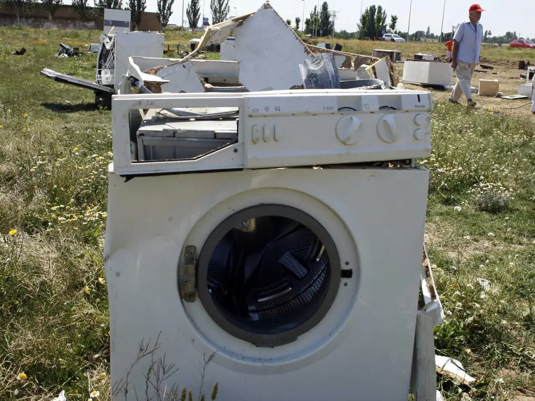 Antifragility is the cybernetics of the cat, not the washing machine. 9/9(patriotic cat courtesy of  @GrantSSC )