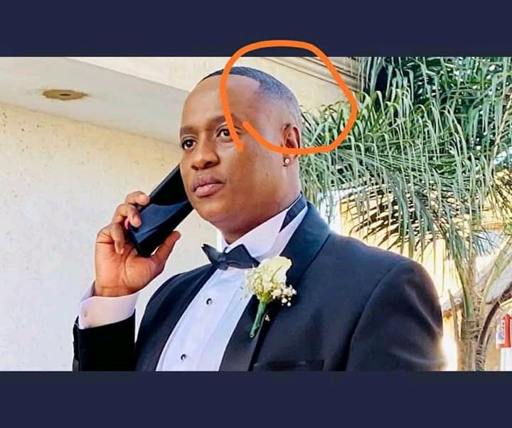 jokeswayawaya's tweet photo. VAR PLEASE STOP 😂😆😂
Hawks | Mbali | Tshepo | #SARSmustrise https://t.co/Me7VLwdGU1