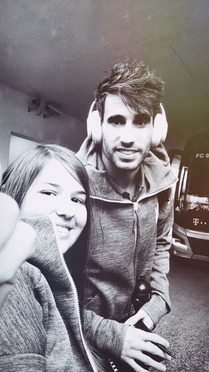 March 2019 vs Liverpool: Got tickets for that game & didn’t stay much in Munich but I got to see him before the team left for the hotel, he was so cute & I gave him a little gift & when I posted it he liked it immediatly (may I add all of these things so far are because of Aline)