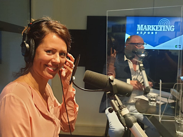 MediaNetwerk's tweet photo. [#Interview] #CariendeBas (#FrieslandCampina): Onze #imagocampagne leidde tot gedragsverandering en groter marktaandeel @FrieslndCampina @cariendebas @ReportMarketing @MediabureauZIGT @newbusradionl @LogitechNL @BasVlugt @peterwybenga - https://t.co/6WJVyJepoE https://t.co/frhTnledwR