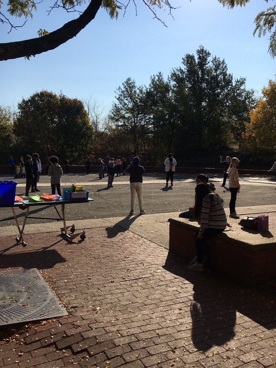 Elizabeth Golden tweet media