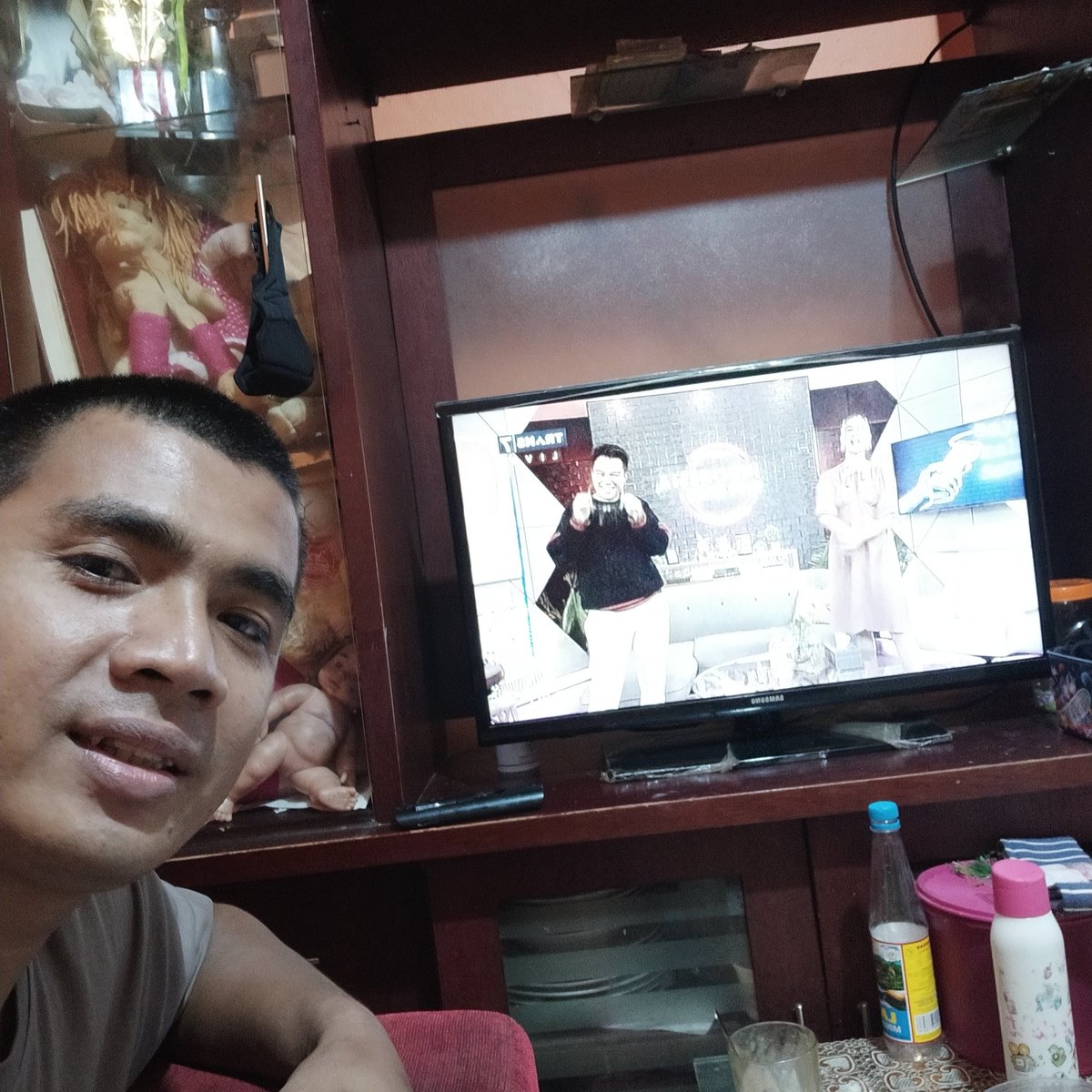 uno_suratno's tweet photo. Di selingkuhin..karena mendapatkan pahala..
#IndonesiaGiveaway39
@Trans7 https://t.co/R3LpxxzLyC