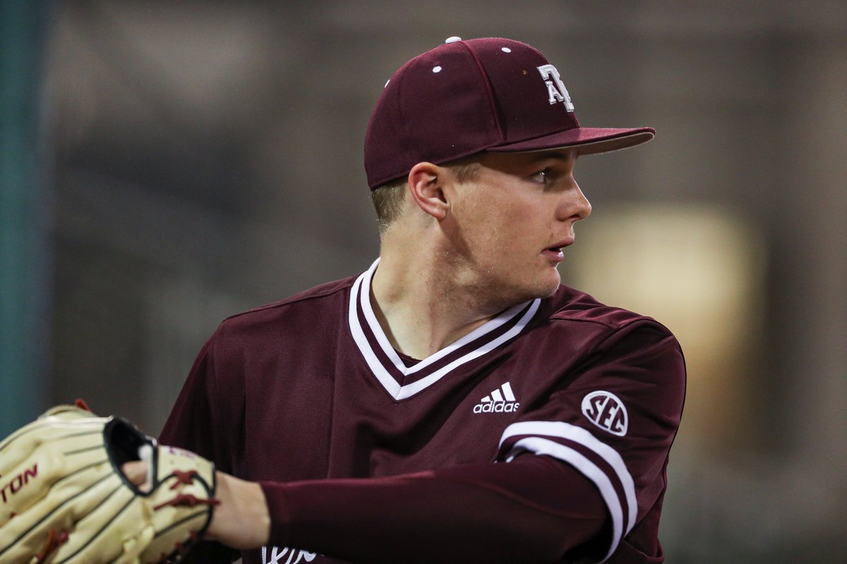 👍 <a href="/schmidt_zane/">Zane Schmidt</a>: 
2-for-2, 1 run, 1 BB, 1 RBI

#FamilyF1rst | #GigEm