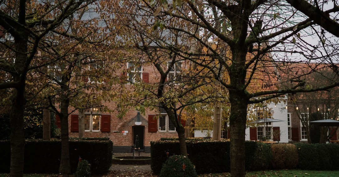 Elk seizoen heeft zijn charme 🤩 Ook in de herfst staat ons pand er prachtig bij! 😊

📸 @anoukfotografeert

#marienhofamersfoort #amersfoort #stadsklooster #herfst #meetings #events #trouwen