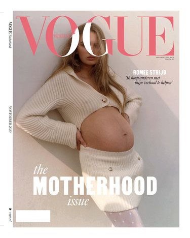 magzinenu's tweet photo. The Motherhood issue!

Vogue is altijd nog het meest toonaangevende en inspirerende fashionmagazine ter wereld. Bij Vogue vind je de modeselectie van elk nieuw seizoen: gezichtsbepalend, vooruitstrevend en gedurfd. Laat je inspireren!

https://t.co/80ndpv33Qk https://t.co/6lVJKGrpf3