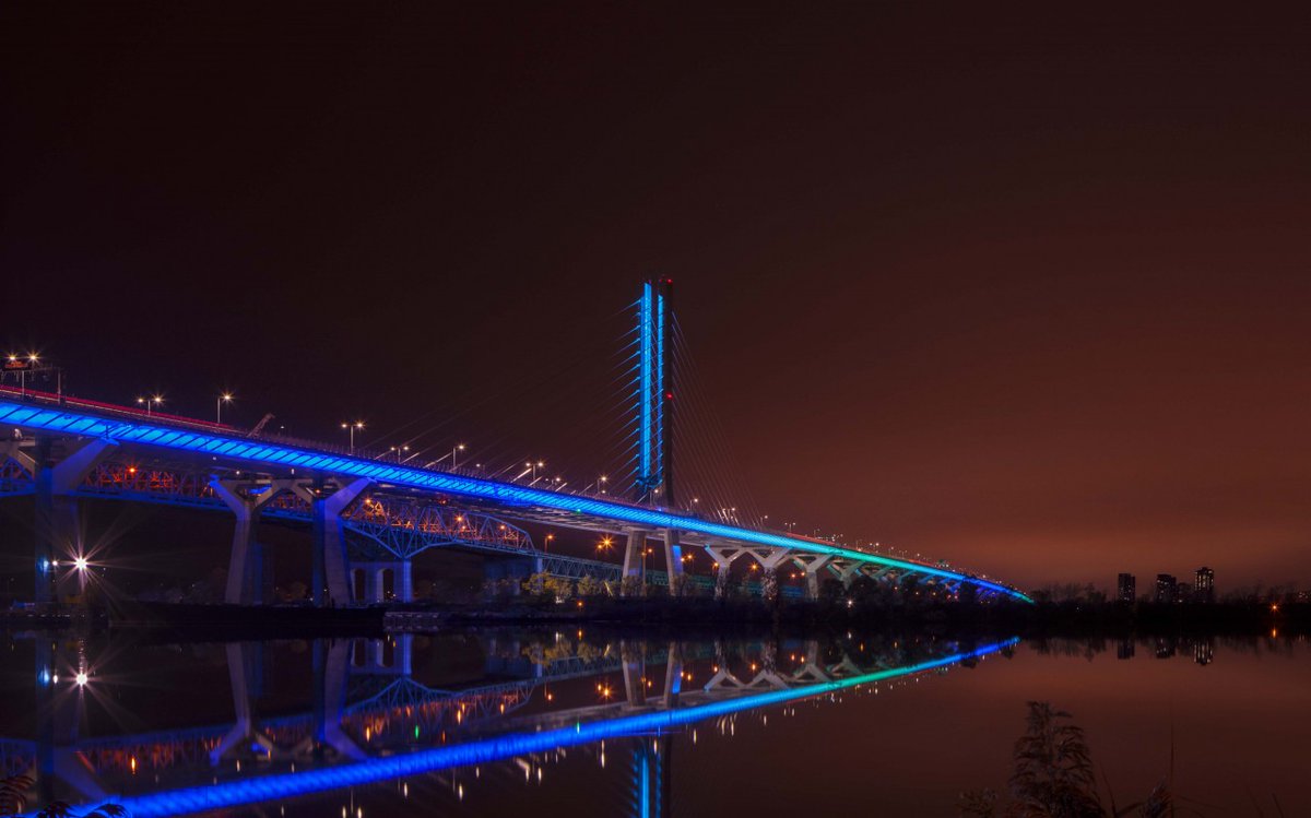 Lumenpulse's tweet photo. Lumenpulse's outdoor luminaires are an integral part of numerous infrastructure projects worldwide. We have been helping you get there with energy-efficient safety for years. To celebrate, here is a look at what we do: https://t.co/FJe2rqPIcX https://t.co/JuunHtptq6