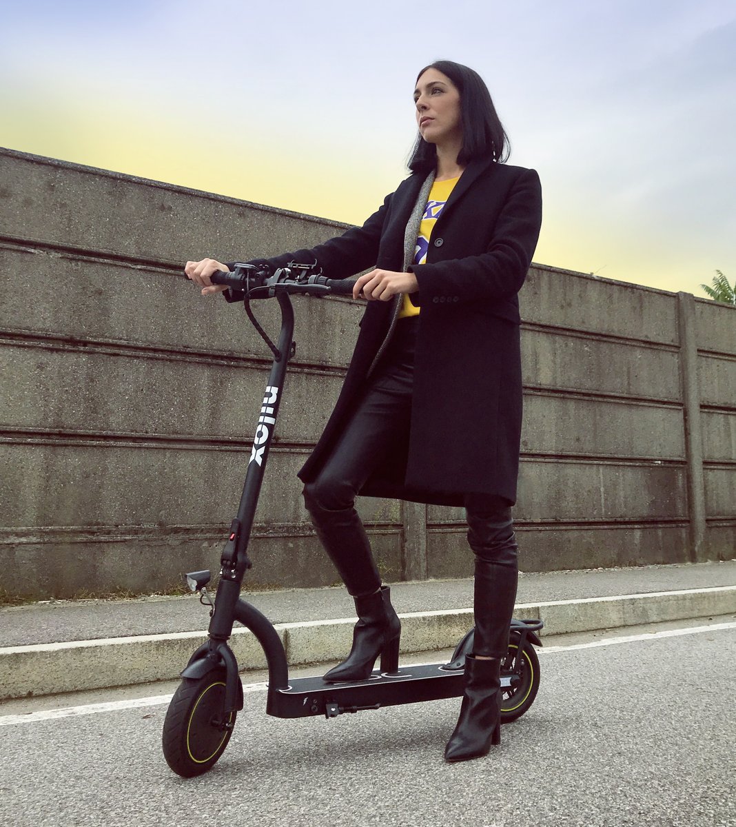 NiloxOfficial's tweet photo. La potenza di DOC Twelve PLUS in un formato compatto; è arrivato DOC 8five! 🔥🛴#Nilox #DOC8five #MonopattinoElettrico #Tecnologia #Monopattino https://t.co/pSLsm2fY2S