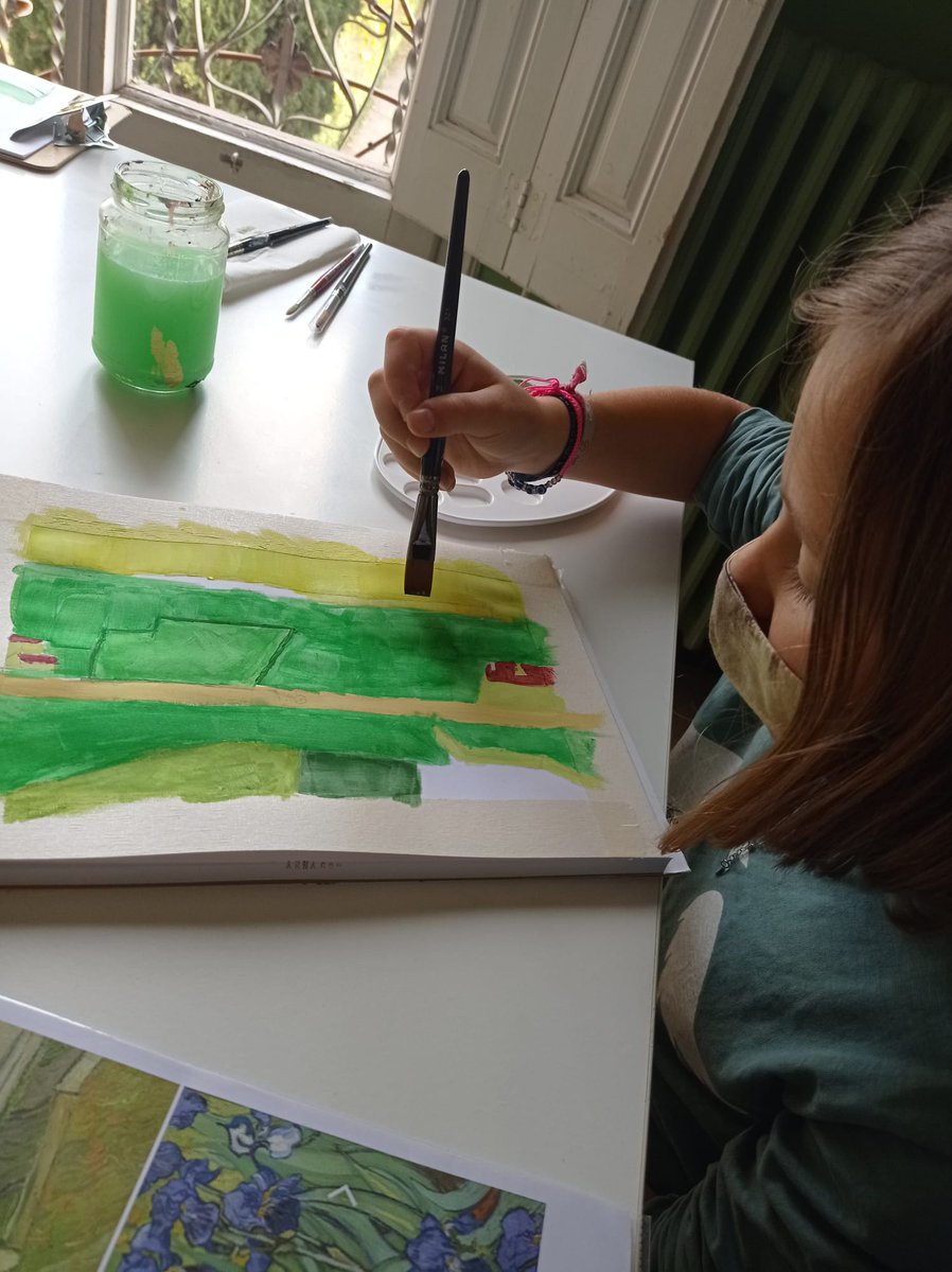 Escola_Llissach's tweet photo. 🖌️👏 I seguim amb més classes de pintura. En aquesta ocasió amb la gran artista @comellasangels!

#escolallissach #escolallissachoficial #curs20202021 #extraescolars #pinturaidibuix  #creixemjunts #interactuem #descobrim #aprenem

@escolalaglevaoficial - @escolallissachoficial https://t.co/Xa7kL3vO0p