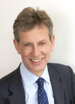 UKStrokeForum's tweet photo. Our 4th speaker for #Parallel4 is Gary Ford, Professor of Stroke Medicine from the Uni of Oxford! Prof Ford's talk is titled: 'Accelerating delivery of thrombectomy in the context of the pandemic – a UK perspective'
Join us in #Parallel4 to hear more! #UKSF20 https://t.co/X0YbPbmrCD