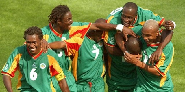Cette victoire lui permet d’égaler le Cameroun et le Sénégal qui étaient avant cela, les deux seuls pays africain à accéder à un quart de Coupe du monde, respectivement en 1990 et 2002