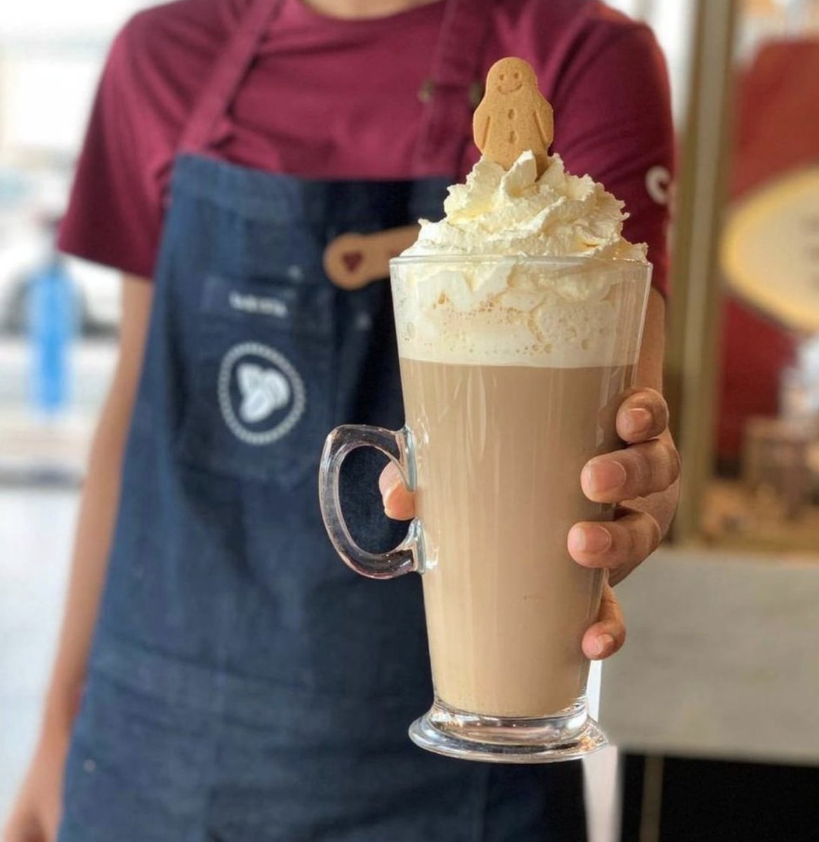 A little #Friday #Treat
Gingerbread & Cream Latte @CostaCoffee in @OrchardSquare https://t.co/H8SpFSXtNp