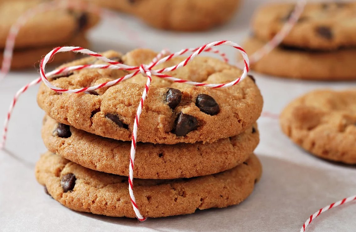 TheFlavourworks's tweet photo. One of the sweet Christmas trends we've been looking at this year is chocolate orange. Cookies and mince pies can adapted with this flavour and even Christmas puddings can use this in non traditional interpretations! For more ideas please contact our Flavour team 01963 435270. https://t.co/LHxQnmkP4h