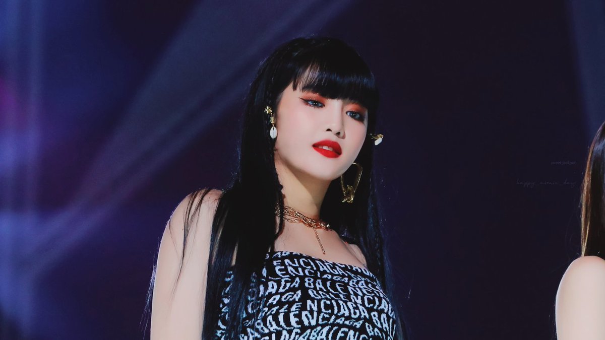 sweetjackpot_'s tweet photo. #GIDLE #G_I_DLE #아이들 #민니 #MINNIE

앞으로도 민니가 꿈꾸는 모든 것들이 이루어졌음 좋겠는 서잭

#MinnieYontararakDay
#HAPPY_BIRTHDAY_MINNIE
#HAPPY_MINNIE_DAY
#민니_없이_못살아 https://t.co/Cq7DsWM8Ay
