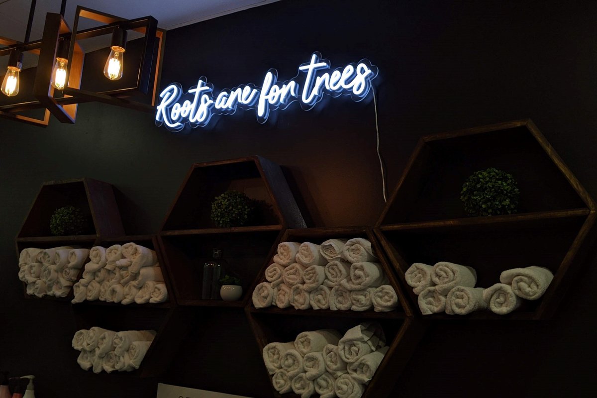 MarqueeMarcTO's tweet photo. To your quarantined self:
Remember when 50 shades of grey was a book about my roots since it has been too much time between colorings?

#rootsarefortrees #hairstylist #stylist #hairdid #hairdresser #hairsalon #salon #corporate #business https://t.co/C3K5WT3zbx