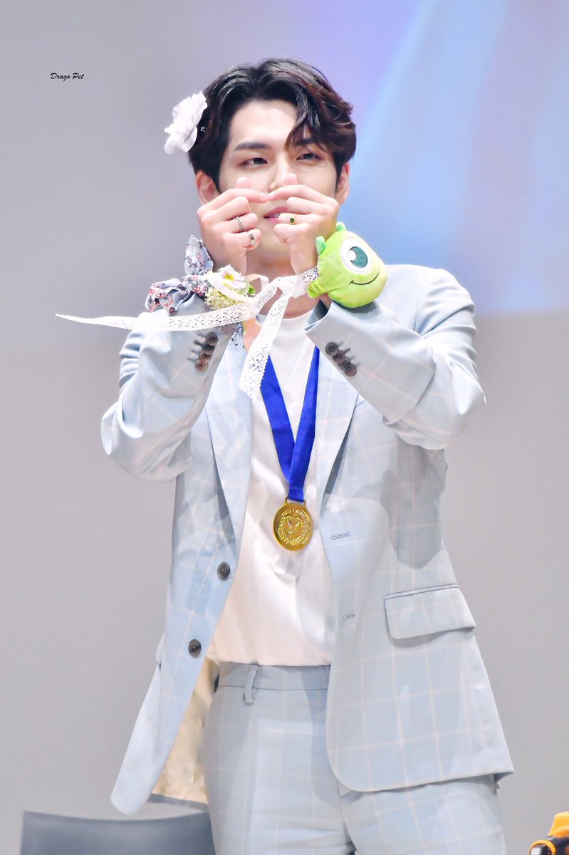 e_kwp94's tweet photo. 190721
© d gurum, drago pet, unknown
#데이식스 #DAY6 #김원필 #원필 #WONPIL https://t.co/Qejf4fW1k8