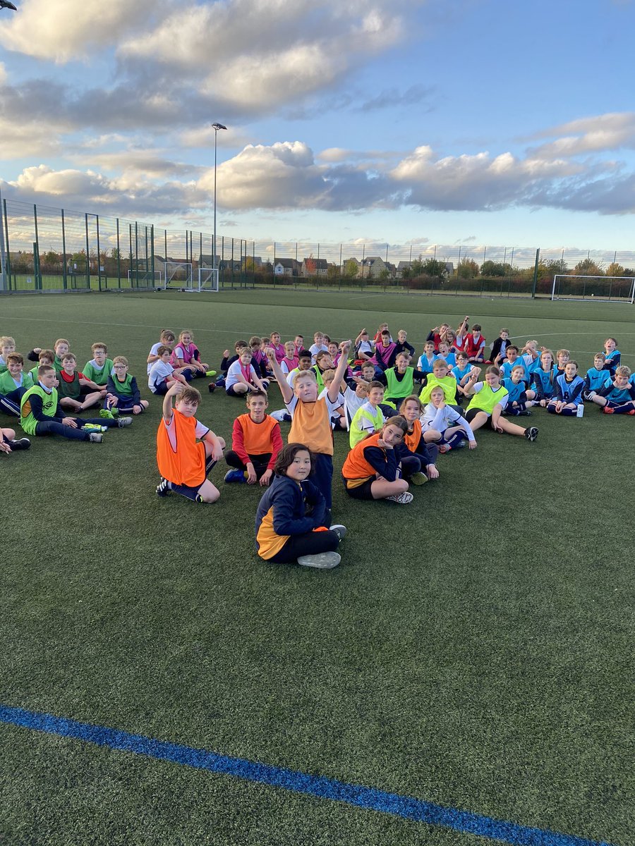 A fantastic turnout to the Year 7 Inter Form competition in glorious sunshine #Year7family