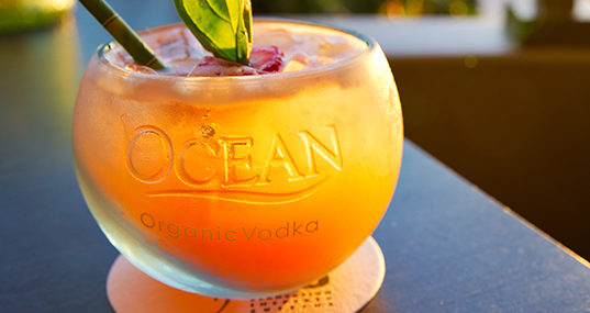 Here's a taste of Maui to enjoy from @KoRestaurant -the Moana Mist.  Cheers! 📸@ComeWeCreate 
✨1.5oz Ocean Organic Vodka
✨1.5oz lemon juice
✨Fresh strawberry
✨1 basil leaf
✨1 oz simple syrup
Muddle &amp; strain over ice, add vodka &amp; lemon juice. Finish with a splash of soda
